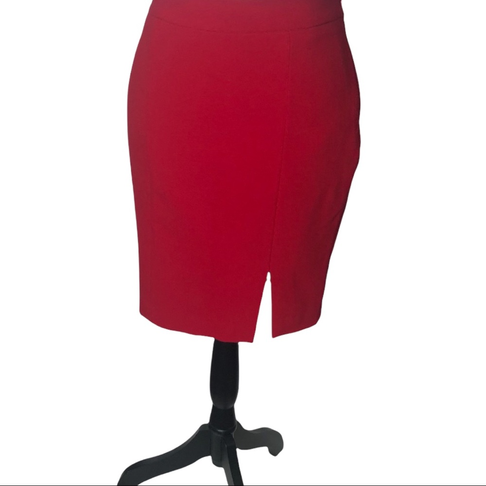 Ann Taylor Petite Pencil skirt, sz 2P Red EUC - Picture 1 of 8